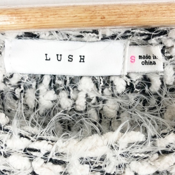 Nordstrom Women’s Lush Fuzzy Chunky Pullover Crewneck Grey Long Sleeve Sweater - Picture 14 of 16